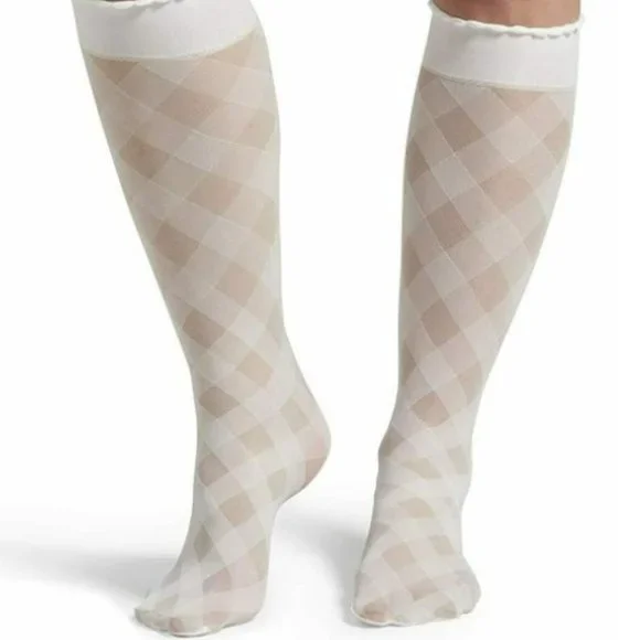 HUE Diagonal Gingham Sheer Fashion Knee Hi Socks One Size White - Picture 2 of 5